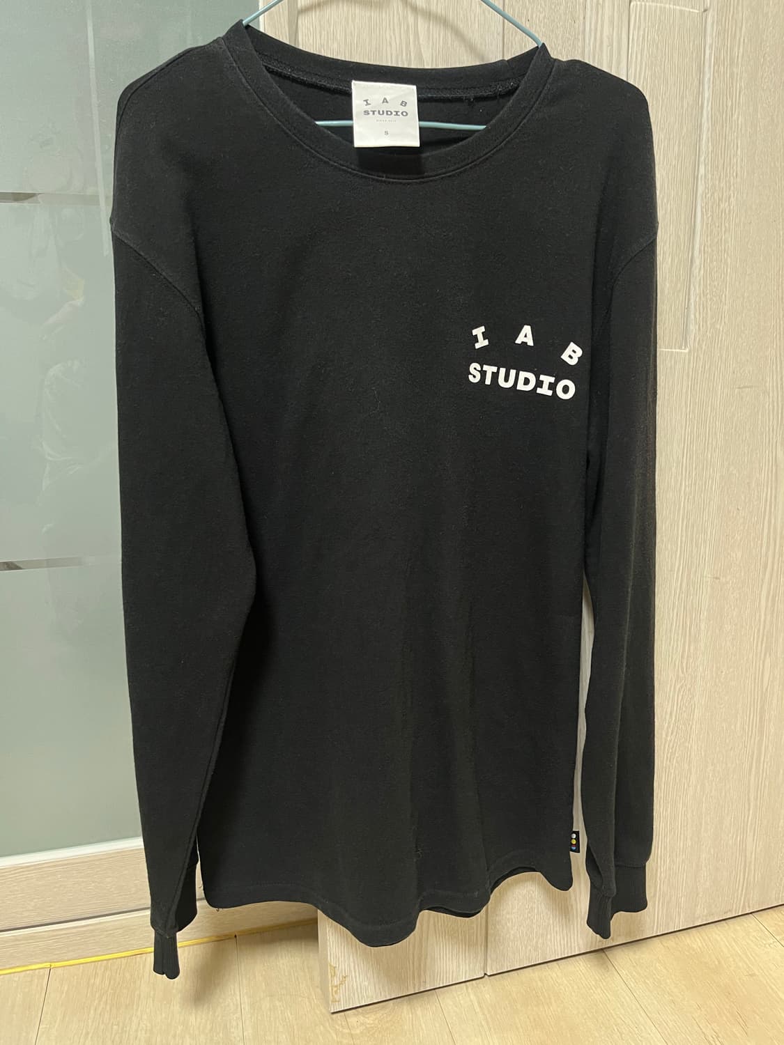 아이앱스튜디오 롱슬리브 블랙 s 상품이미지3