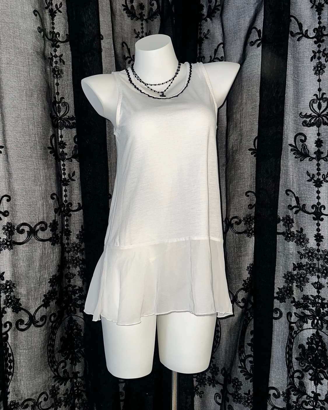 white chiffon trim sleeveless top 상품이미지1