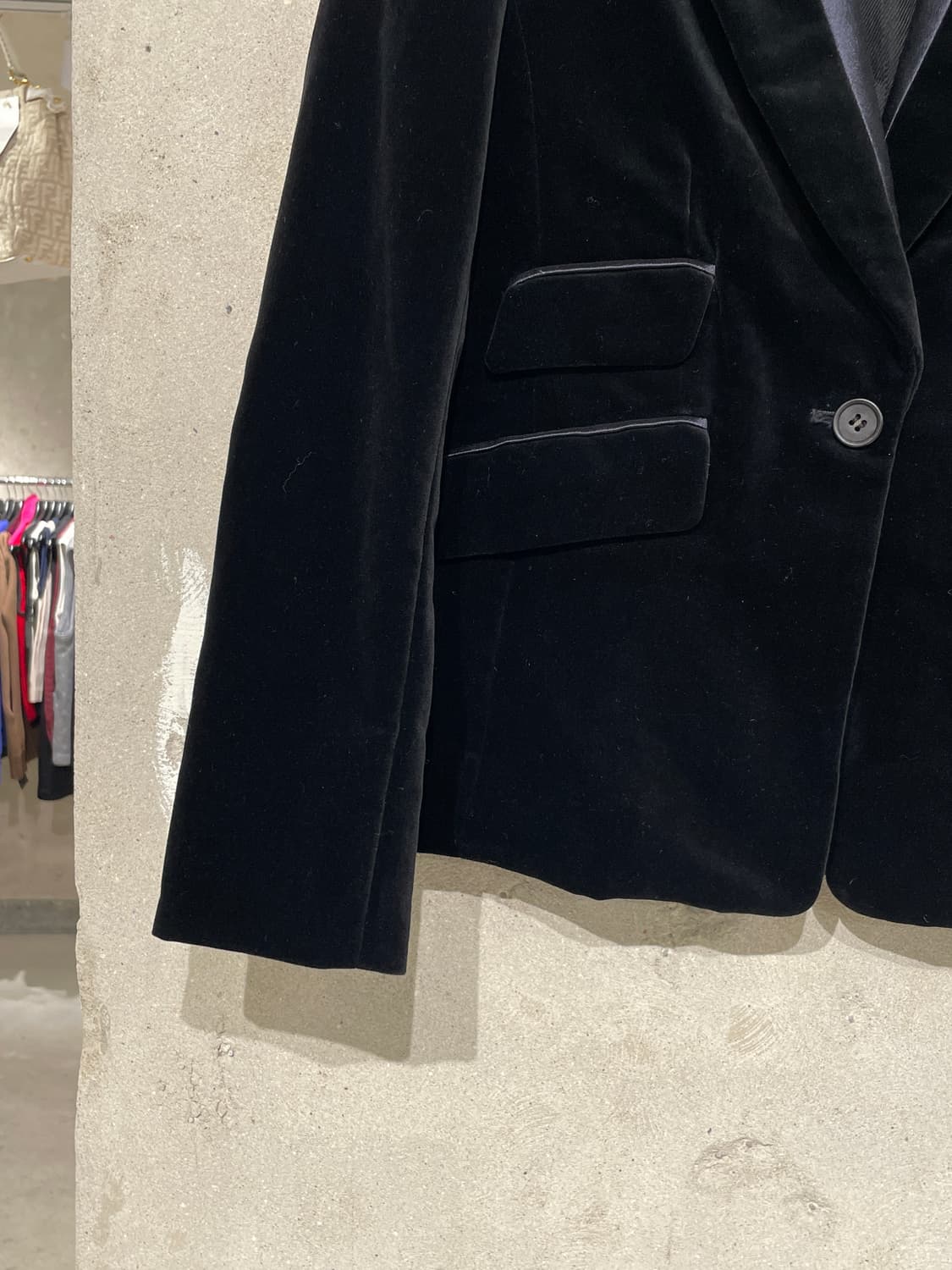 3.1 필립림 블랙 클래식 벨벳 크롭 자켓 상품이미지4