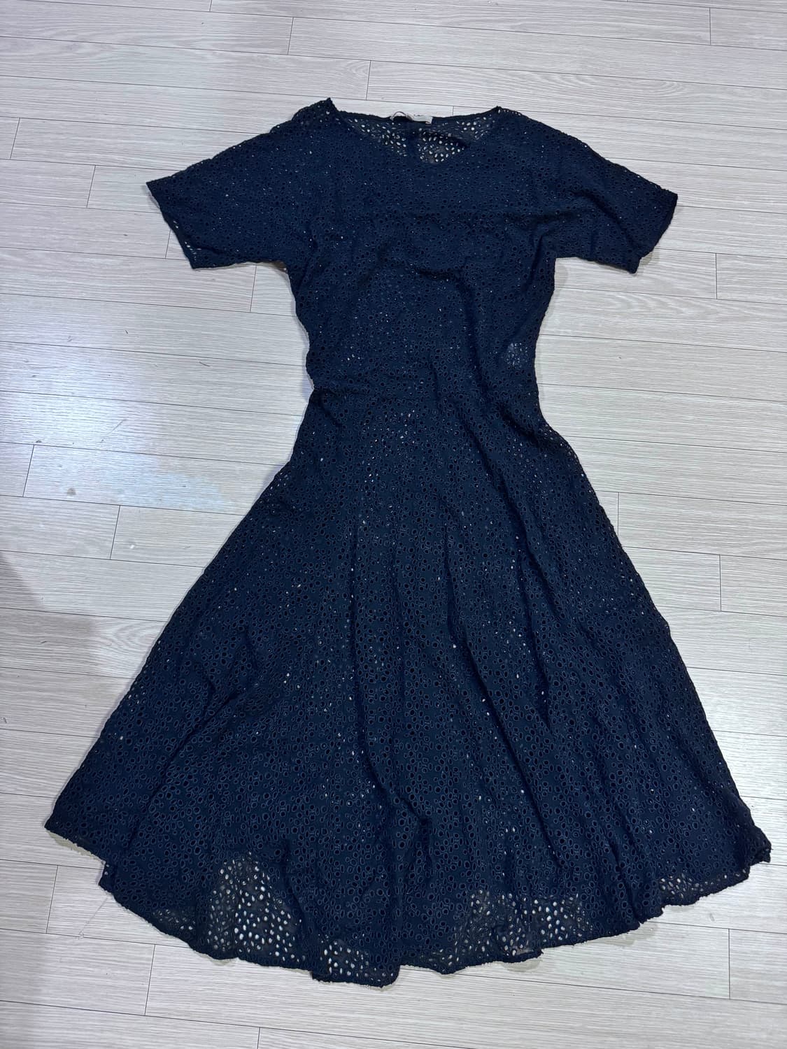 55 바네사브루노 정가128만 전판 레이스 자수 블랙  롱 원피스 산드로 상품이미지4