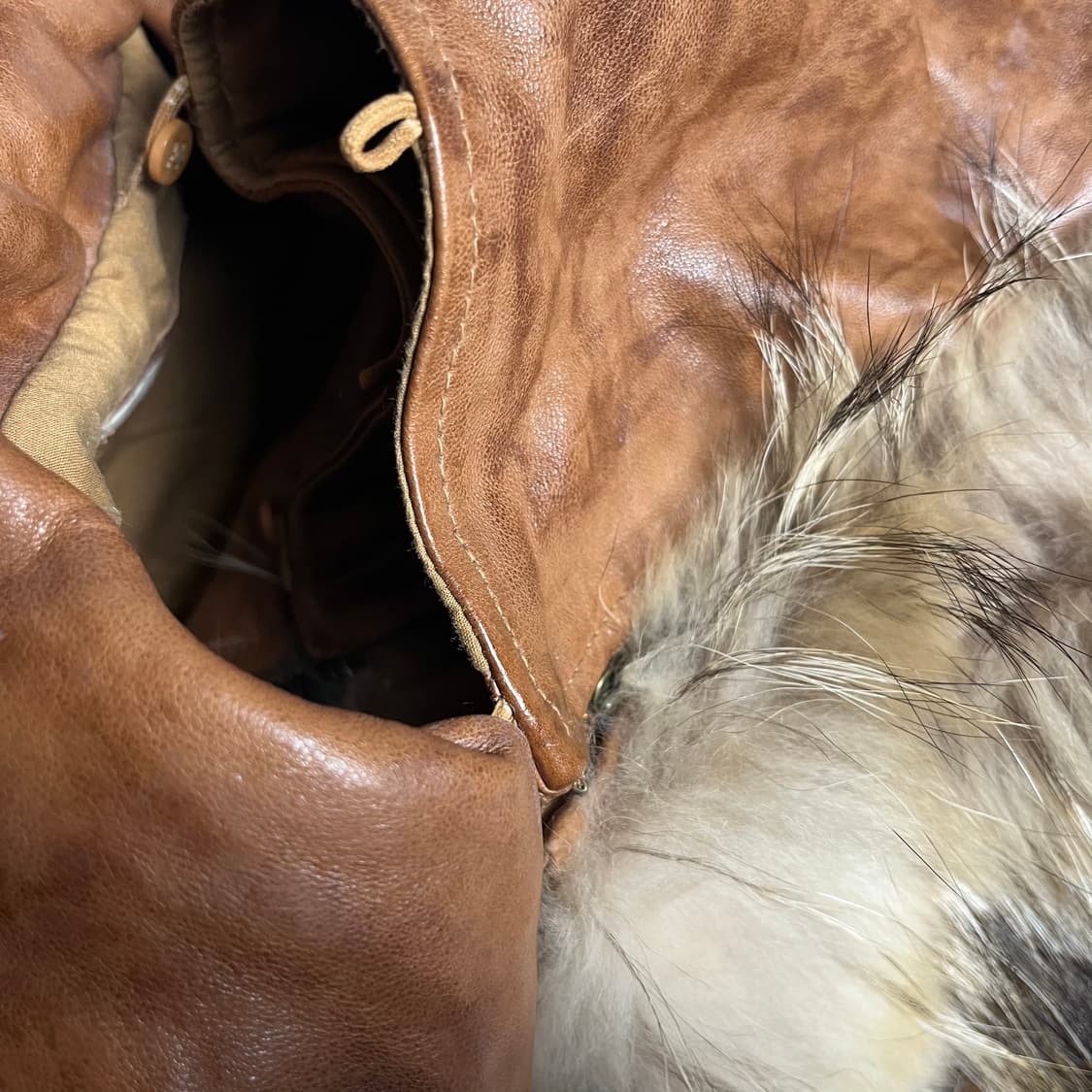 [G.O.A] 고아 울프죠 램스킨 자켓 상품이미지6