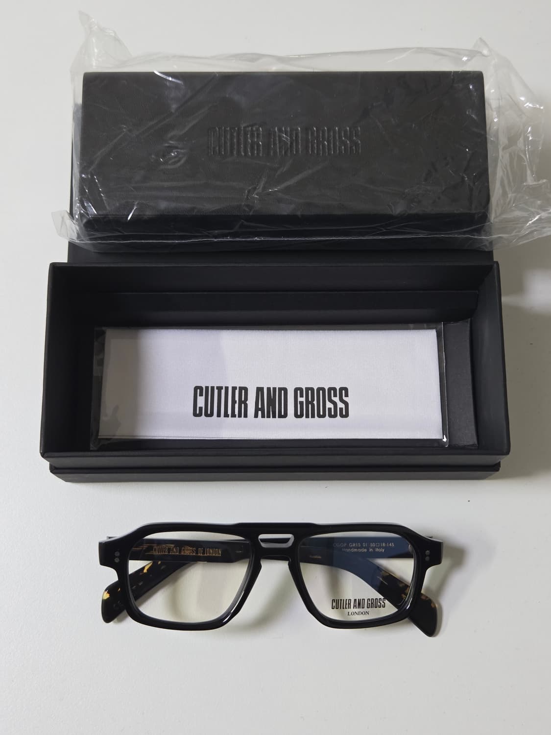 커틀러 앤 그로스 GR15 블랙 새상품 상품이미지1