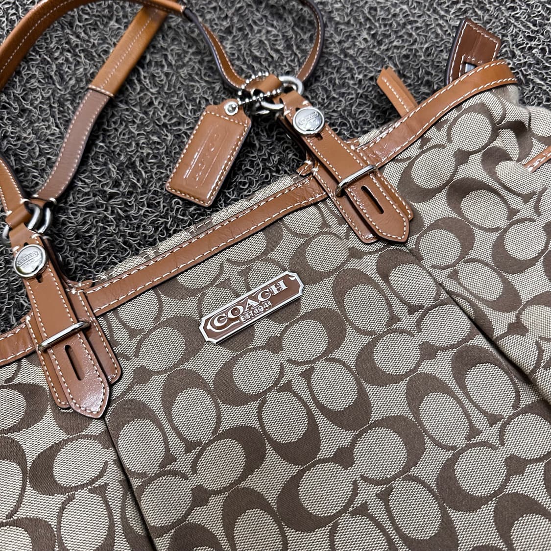COACH 코치 시그니처 여성 숄더백 브라운 상품이미지2