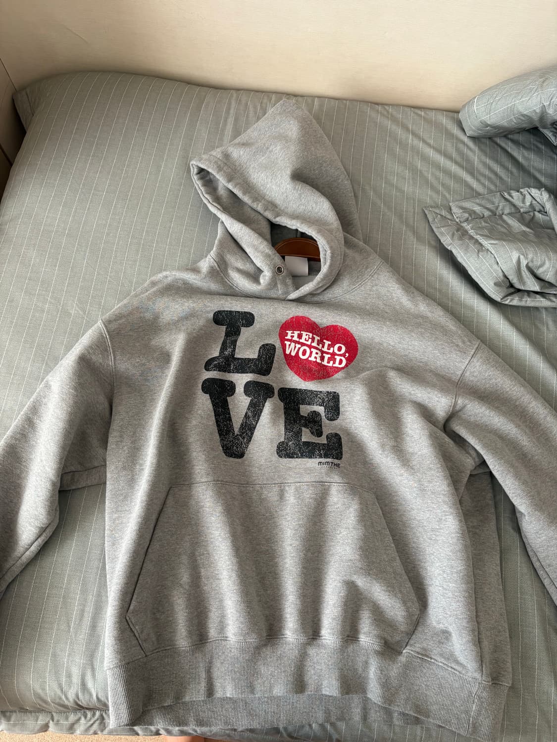 (2)밈더워드로브 헬로 월드 LOVE 후드티 그레이 상품이미지2