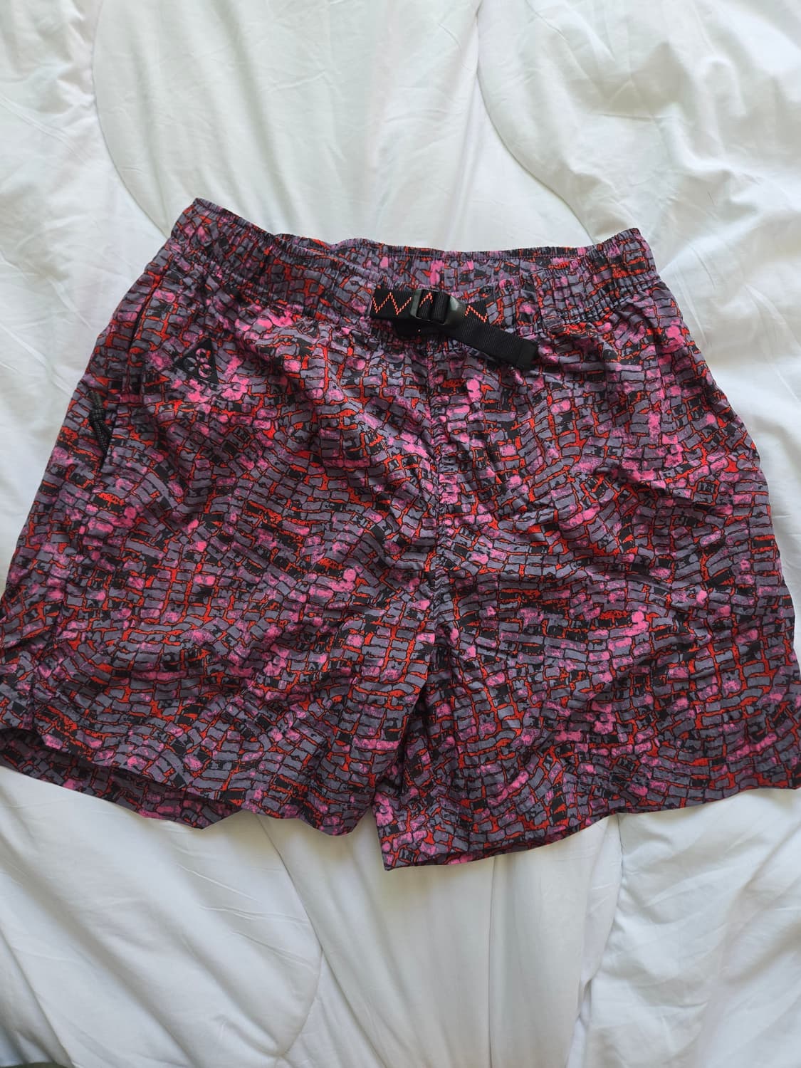 나이키 ACG AOP 쇼츠 상품이미지2