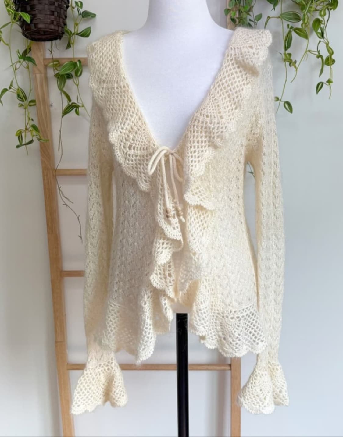 뜨게 레이스 프릴가디건 상품이미지1