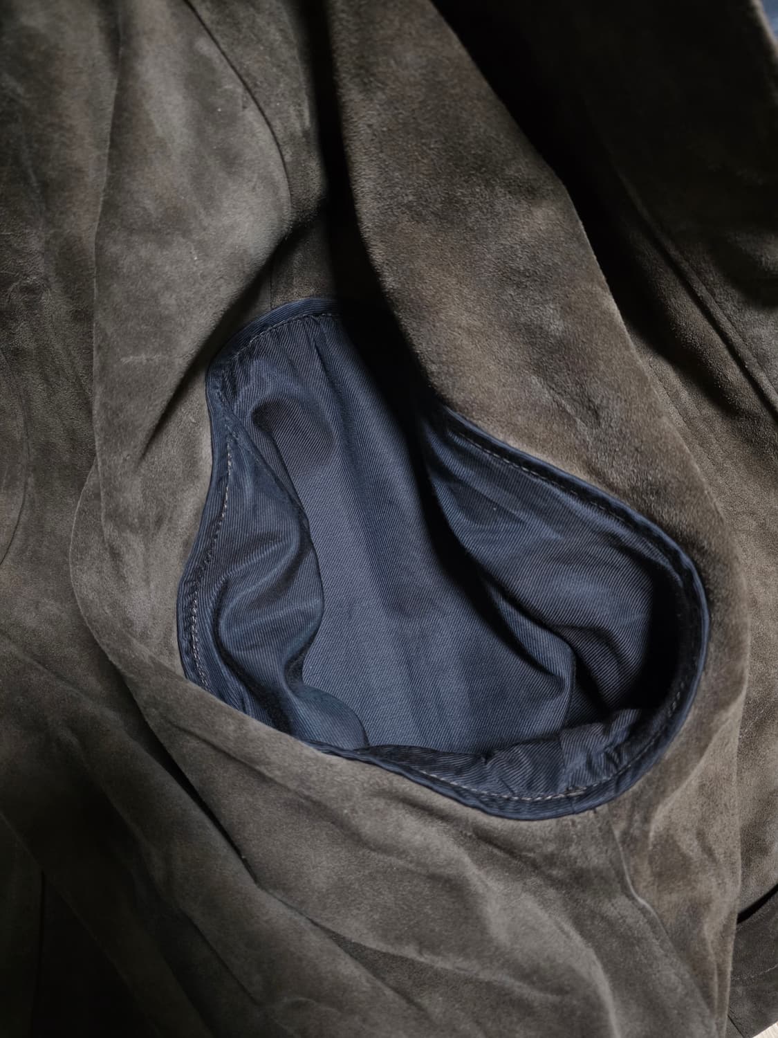 42 새제품 택포180만)25fw드레익스 스웨이드초어 다크브라운 상품이미지10