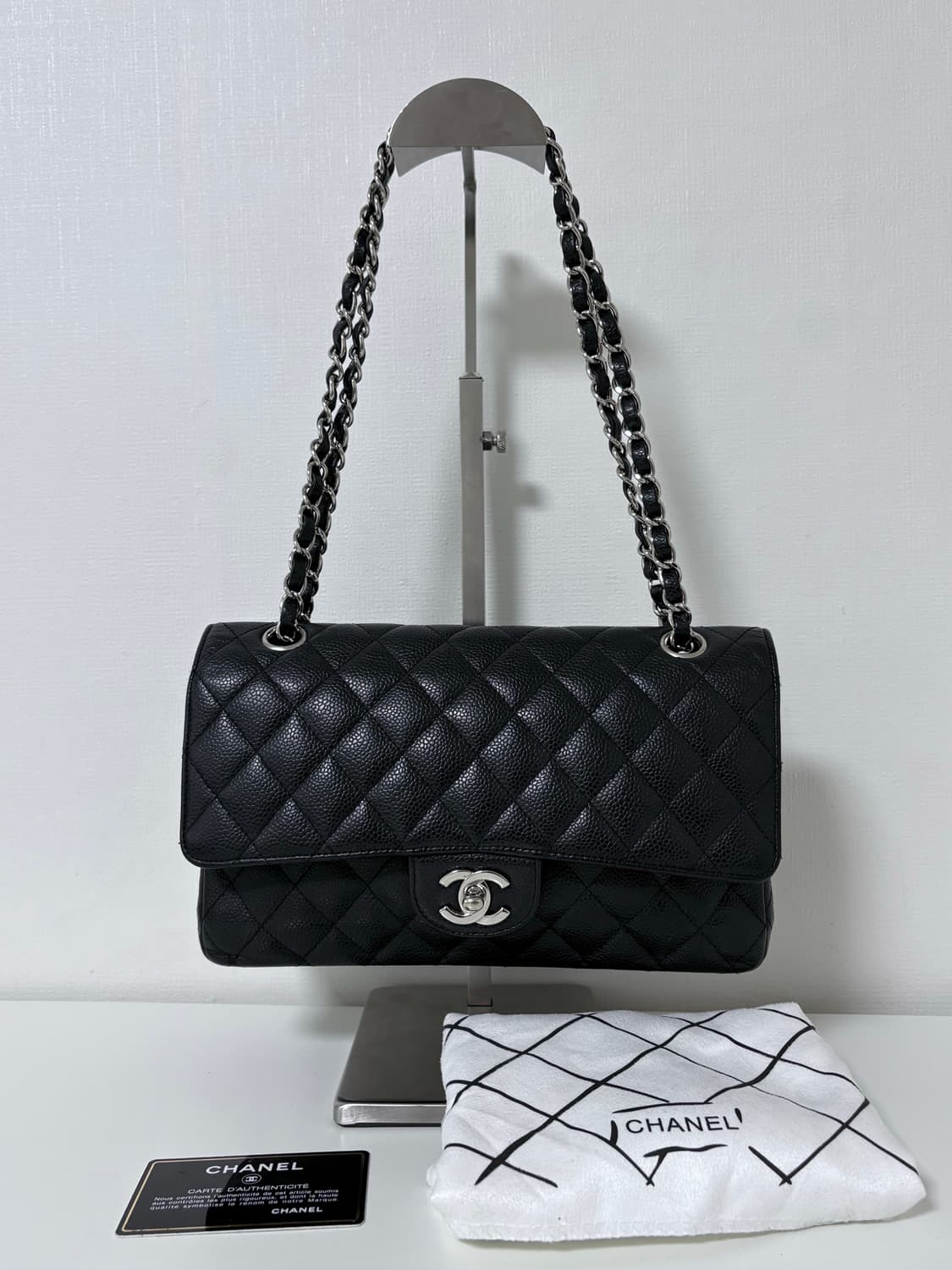 샤넬 클래식 미듐 캐비어 은장백 상품이미지8