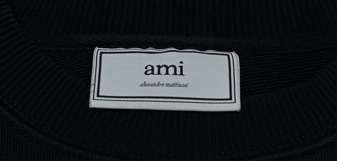 아미 빅하트 맨투맨 블랙 xxs 상품이미지3