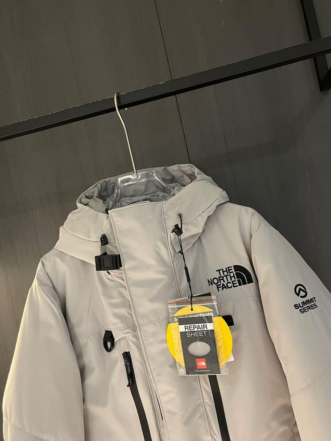 노스페이스 히말라야 파카 그레이
 상품이미지5