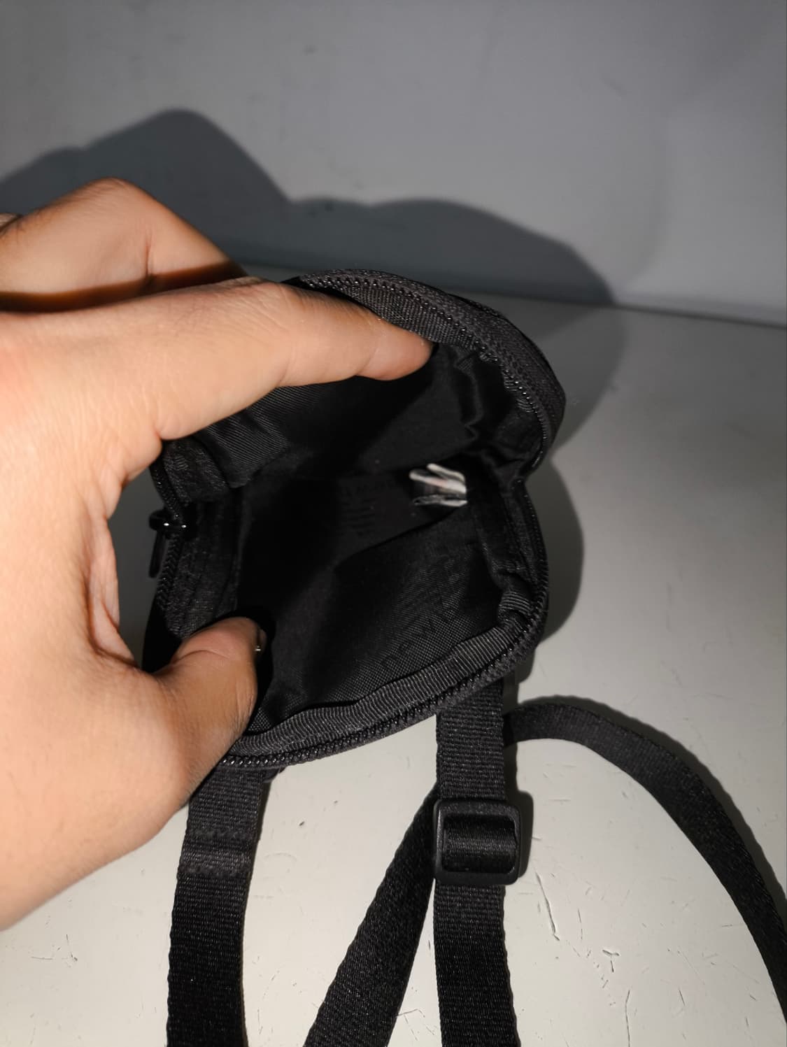 뉴발란스 핸드폰 미니크로스백 상품이미지5