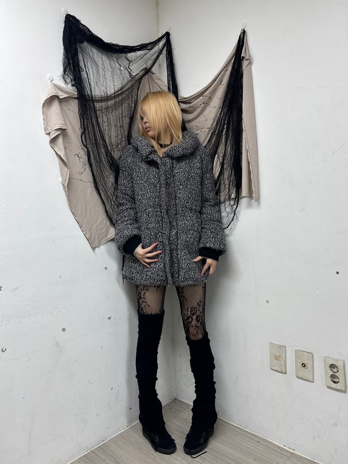 [Heather]Y2K Black&Grey Long Padding 상품이미지3