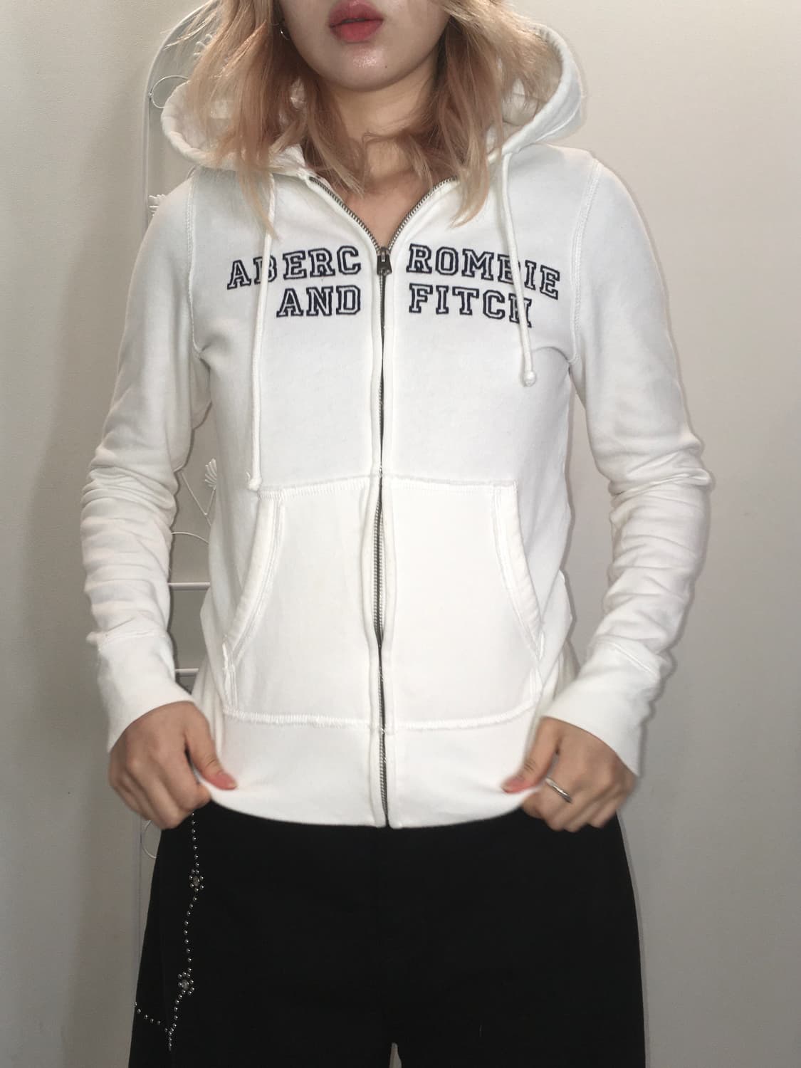 abercrombie&fitch white hood zipup 상품이미지3