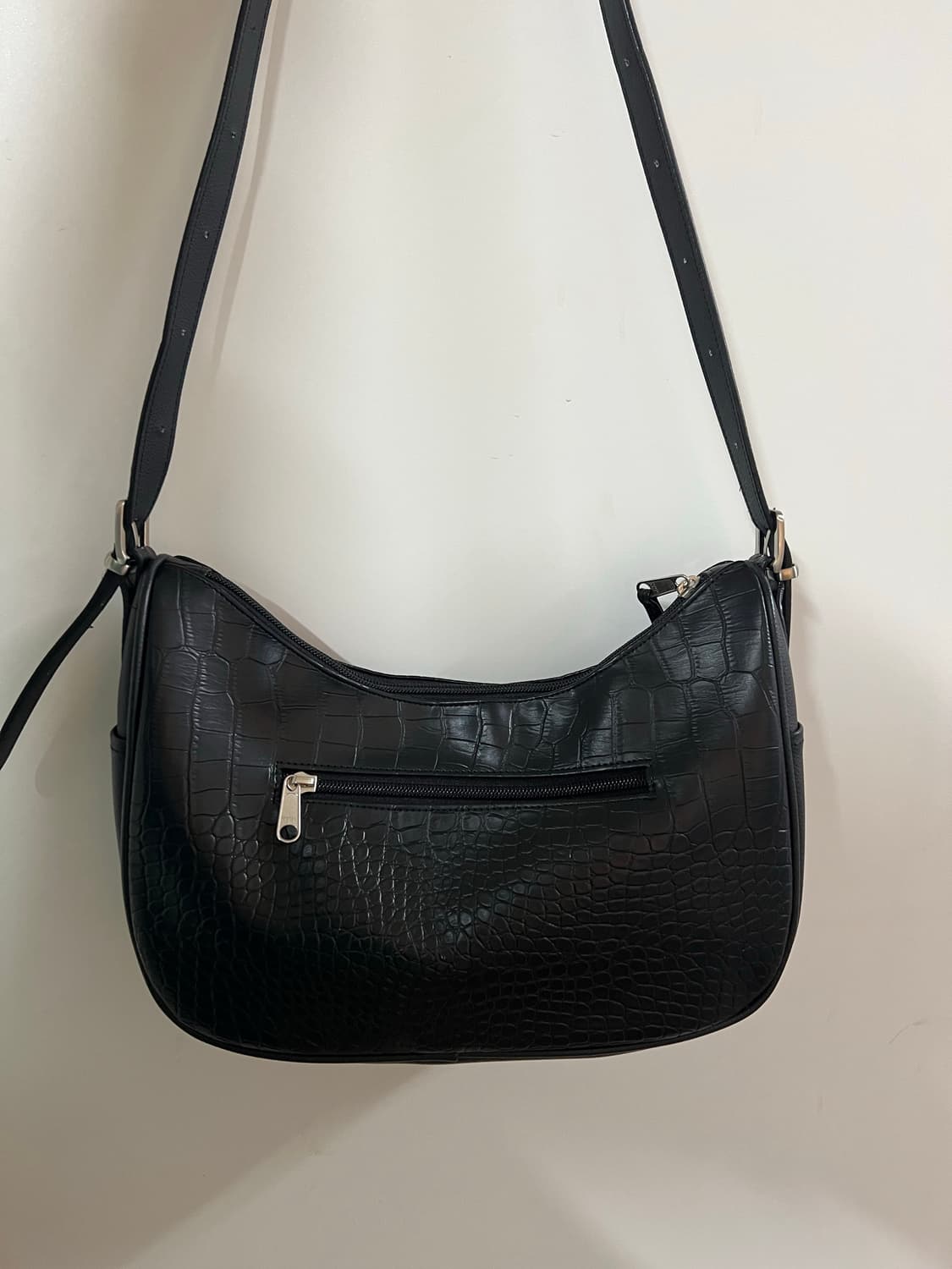 IUGAMAKARAS 파이톤 레더 크로스백 상품이미지2