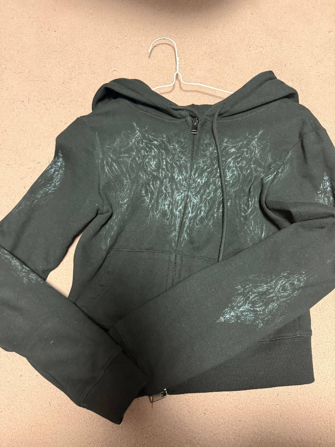 허그유어스킨 크롭 후드집업 블랙 상품이미지3