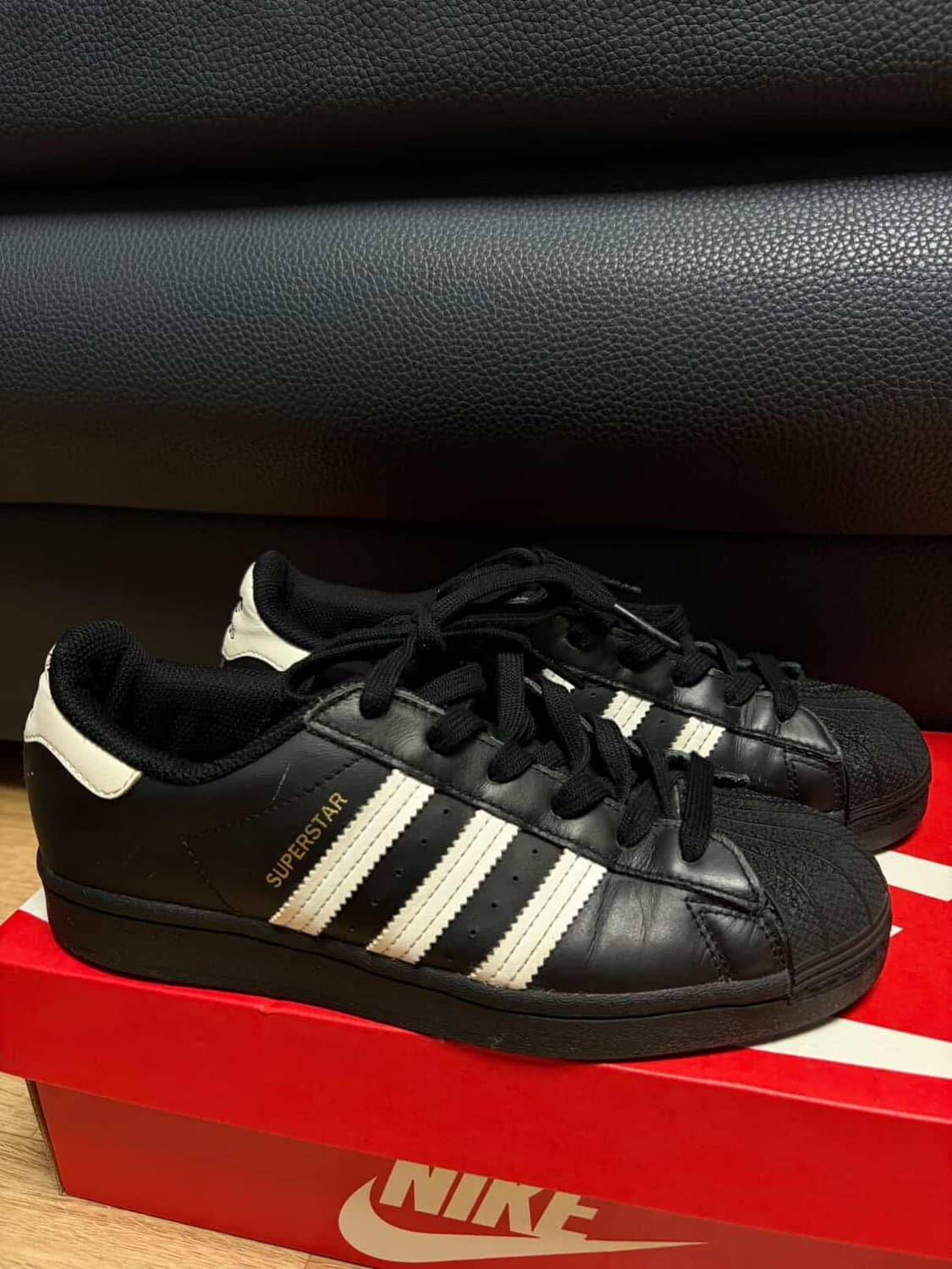 아디다스 슈퍼스타 블랙 235mm 상태좋음 상품이미지1
