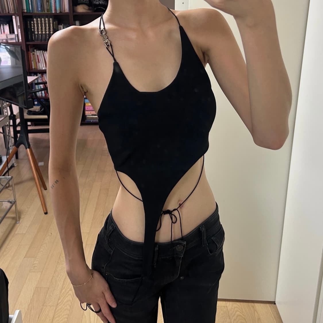 HYEINSEO Neck strap top 상품이미지2