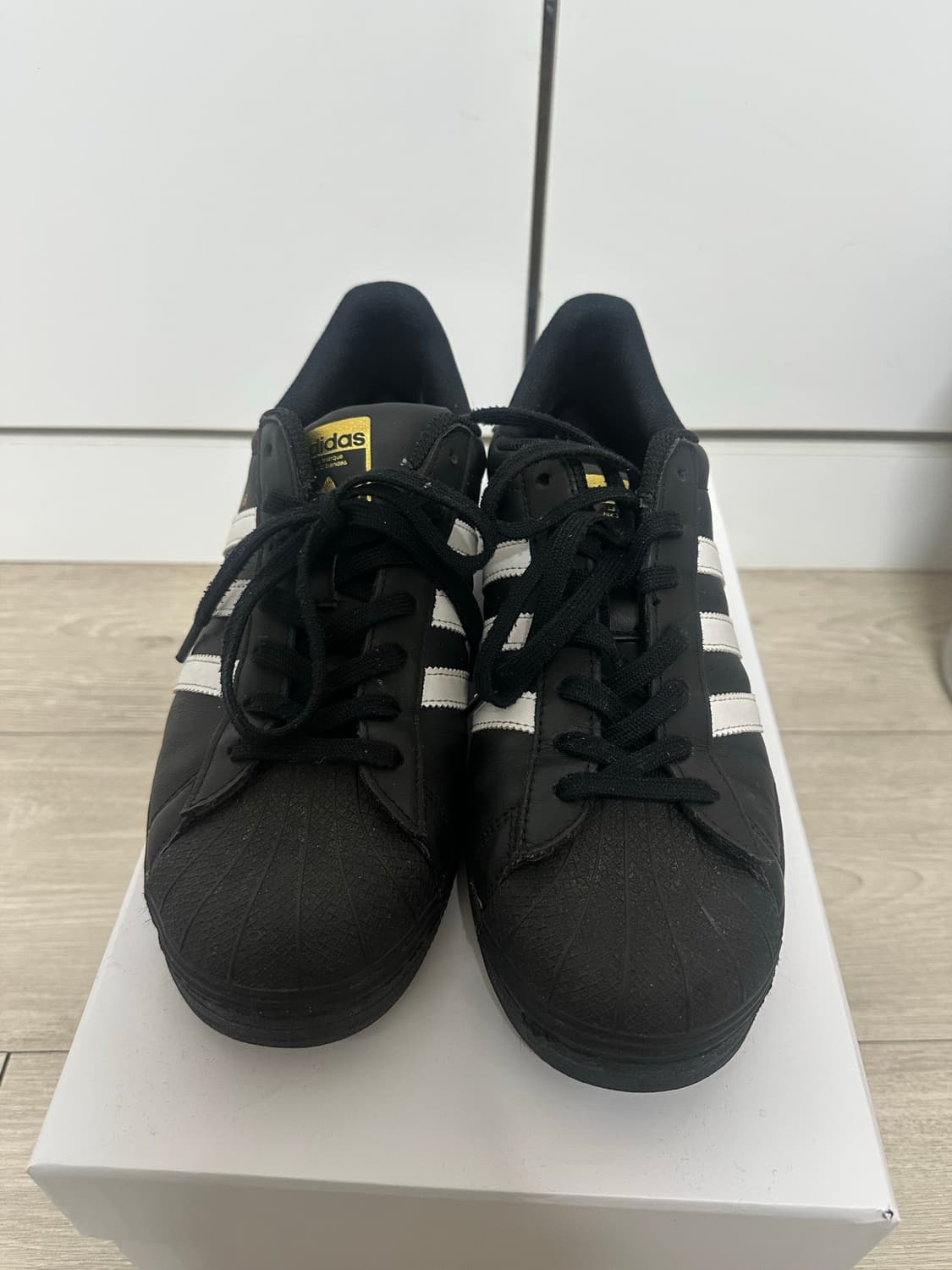 아디다스 슈퍼스타 코어 블랙 화이트 285 상품이미지3