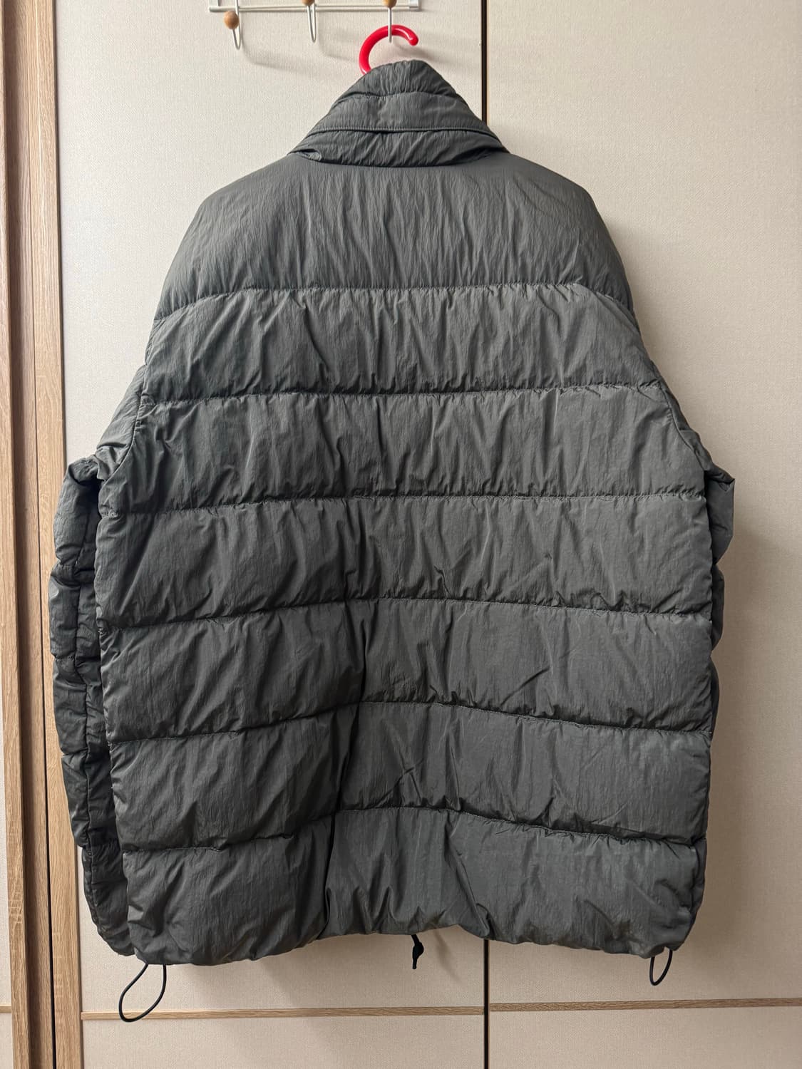 cp컴퍼니 에코크롬-R 패딩 상품이미지2