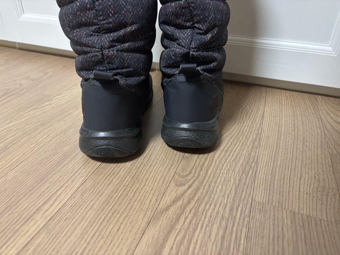 상태최상 노스페이스 패딩부츠 230 톨사이즈 상품이미지5