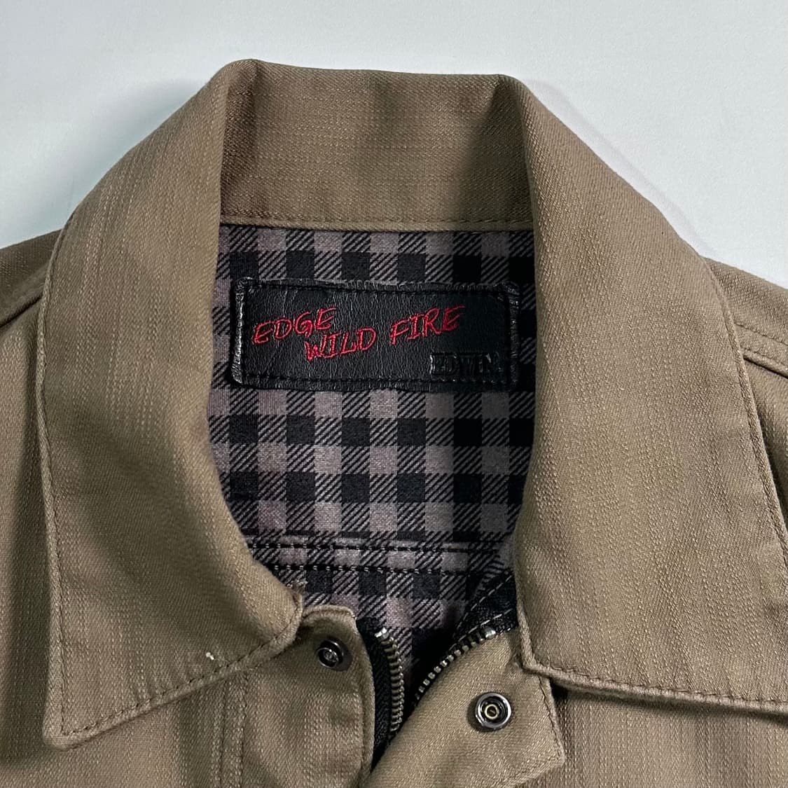 에드윈 레더 디테일 베이지 트러커 자켓 상품이미지8