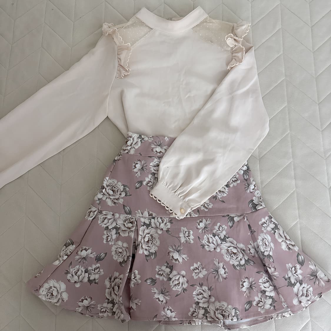 실연쇼콜라티에 nana 하치 일본 블라우스 코디 세트 스나계 상품이미지1