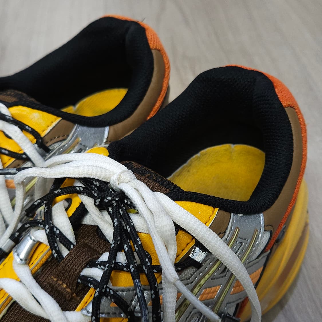 275 ) 아식스 앤더슨벨 젤 1090 화이트/오렌지 상품이미지5