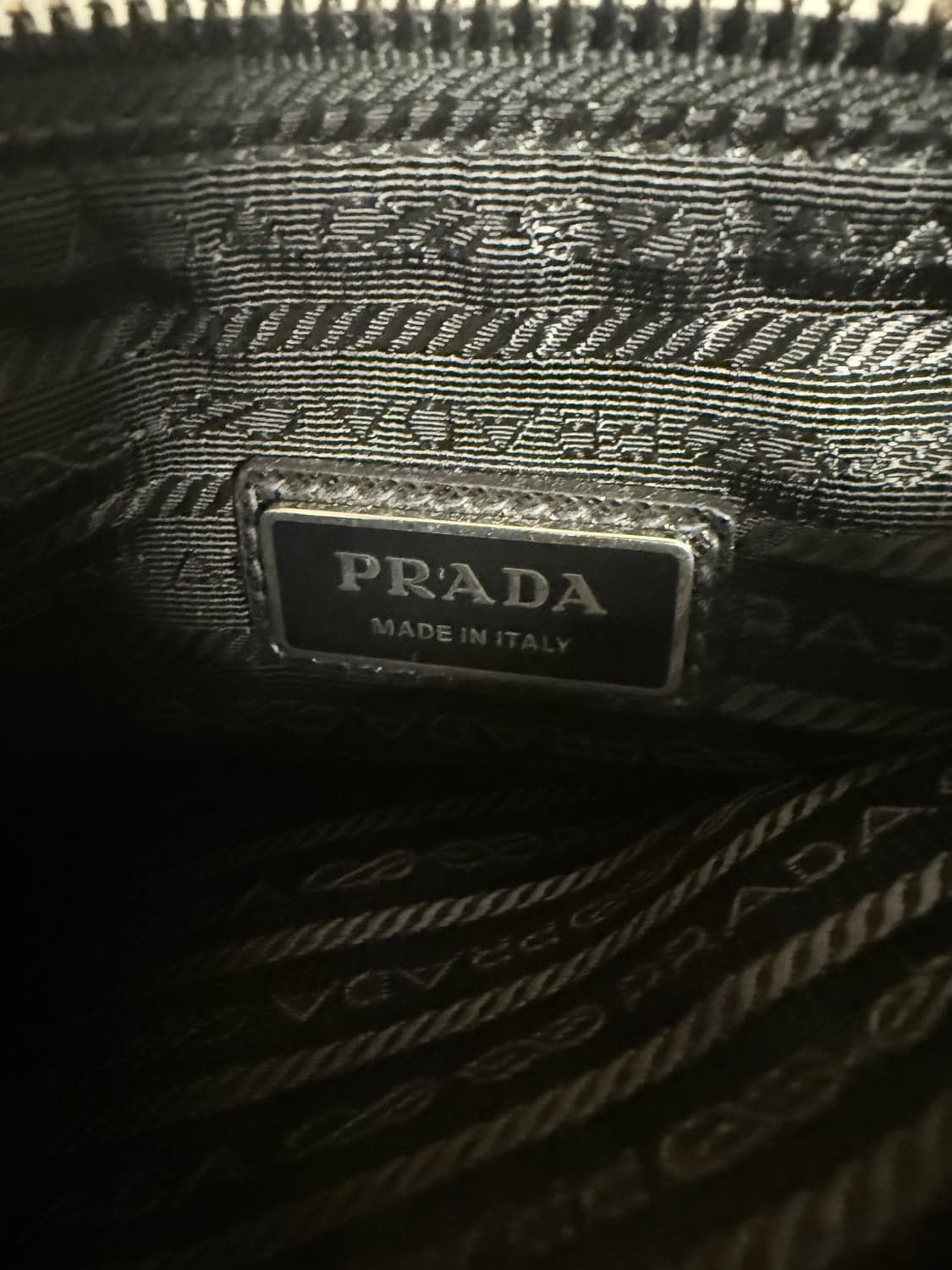 프라다 리나일론 크로스백 상품이미지4