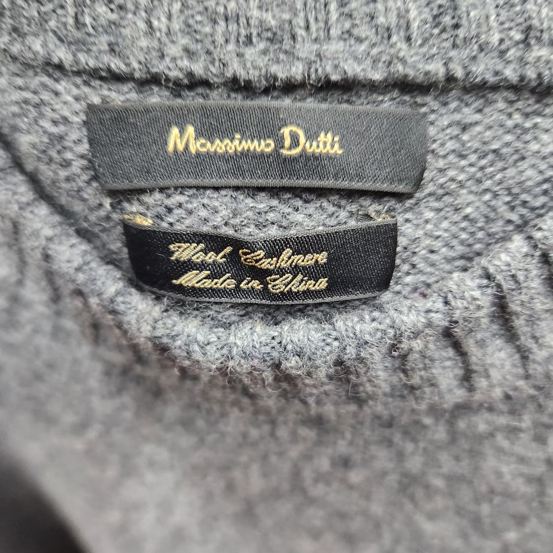 마시모두띠 크루넥 차콜색 니트 L 상품이미지4