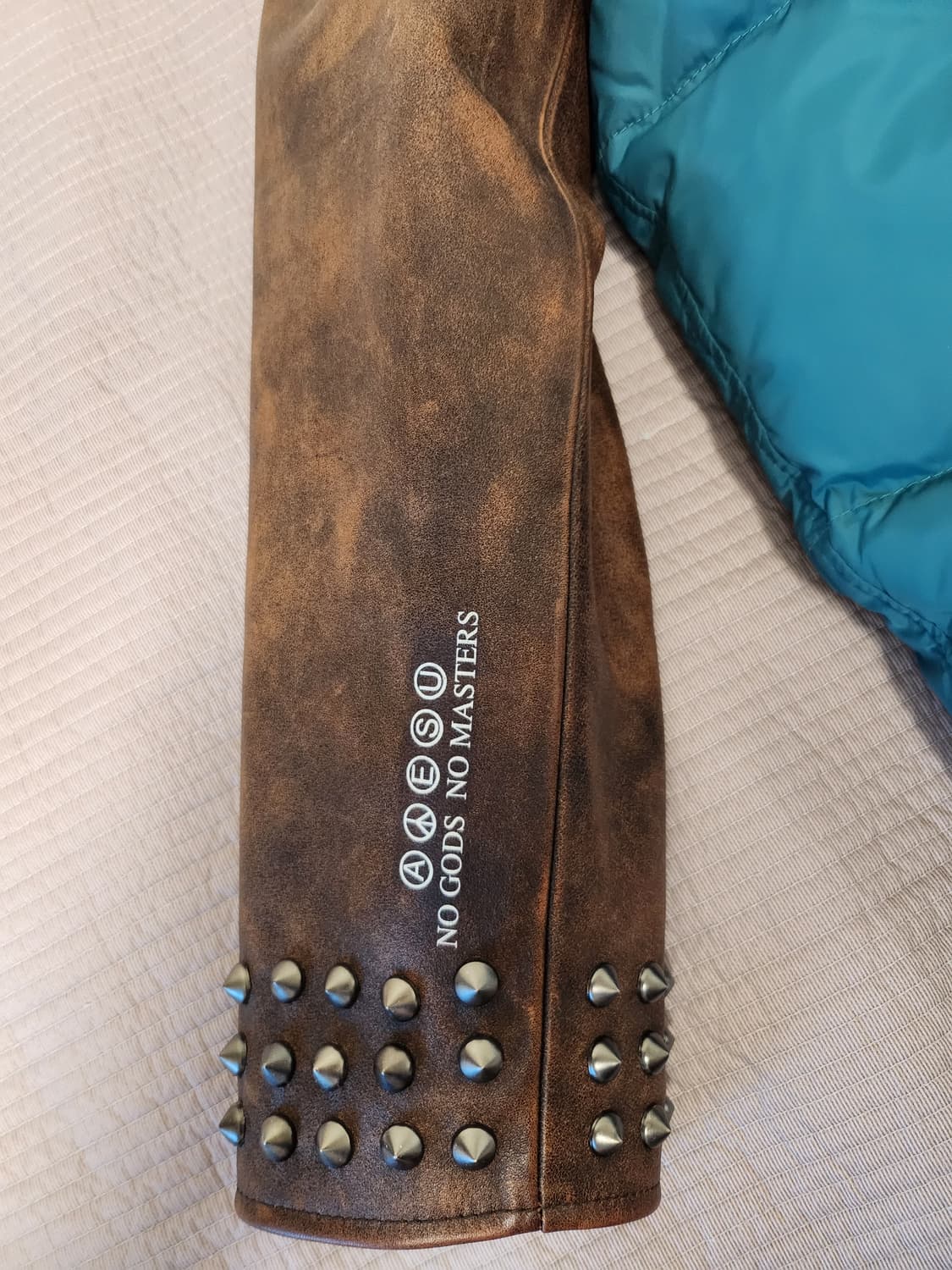 슈프림Supreme x 언더커버Undercover/스터드 레더 푸퍼/L 상품이미지3