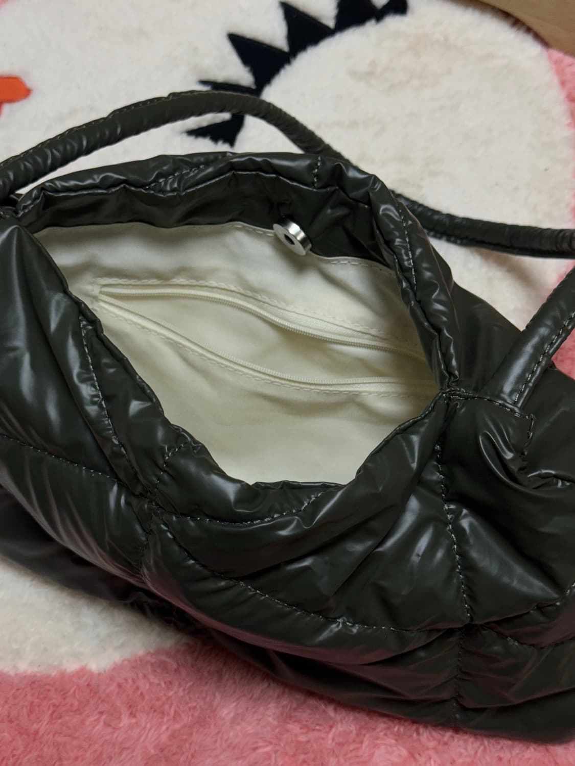 패딩 숄더백 상품이미지2