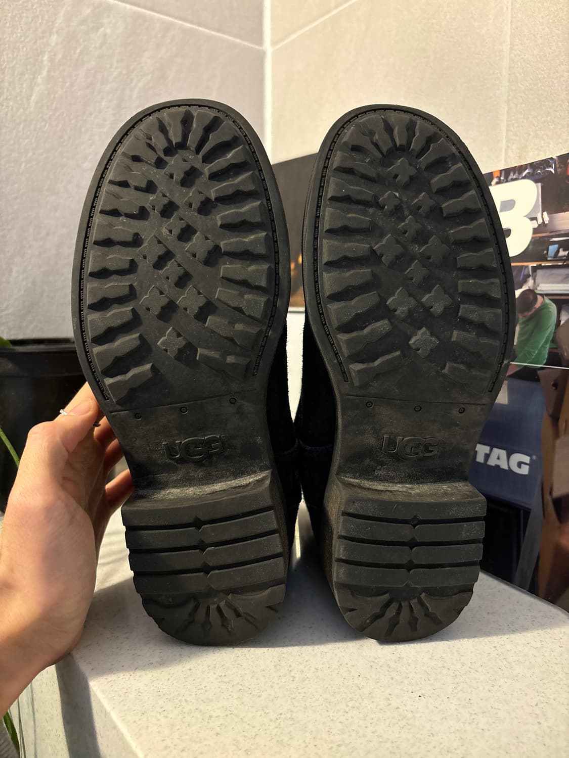 어그 스웨이드 버클 앵클 부츠 상품이미지7