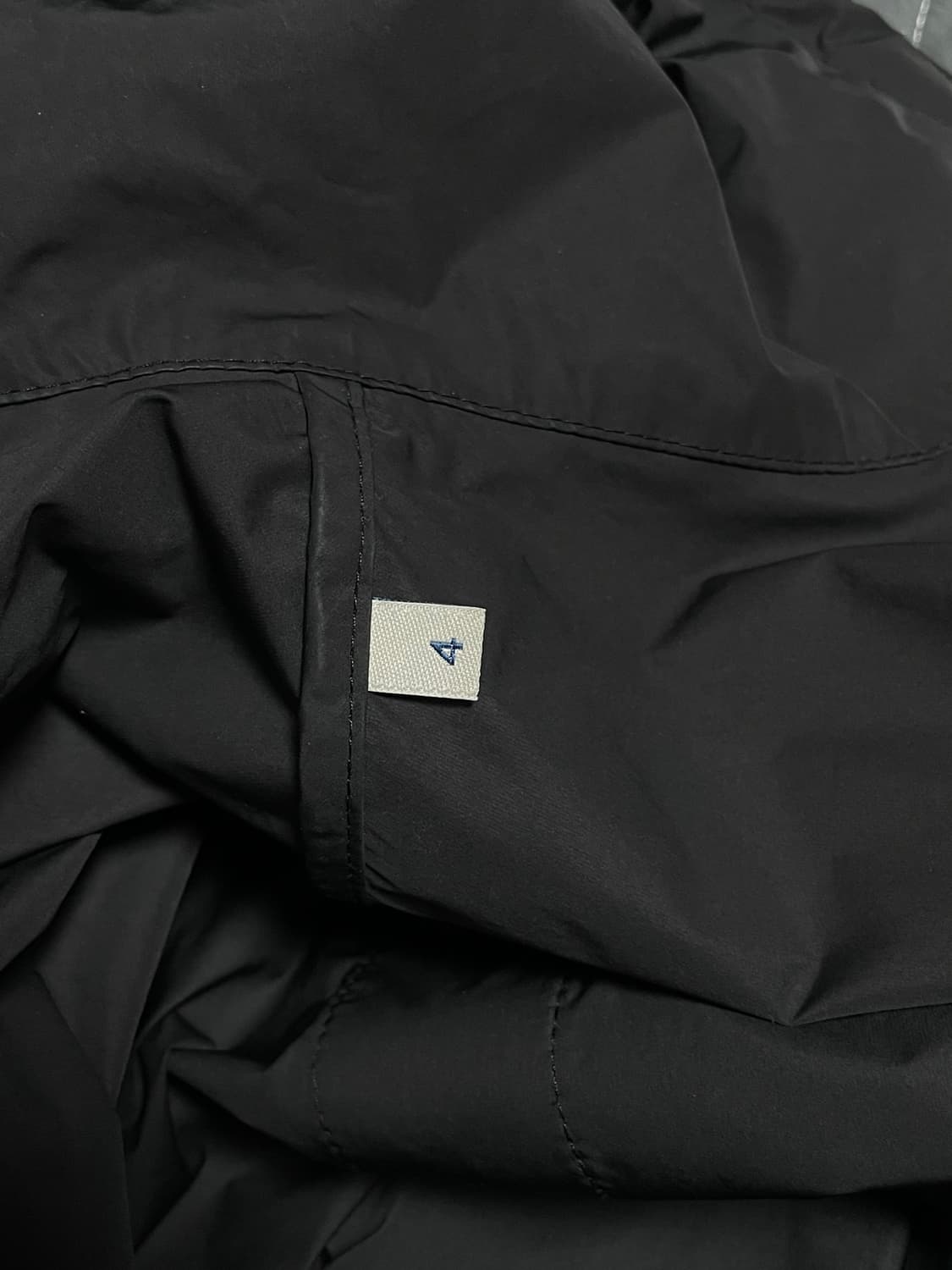 [신형] 몽클레어 모이세 후드 바람막이 자켓 [4] 상품이미지5