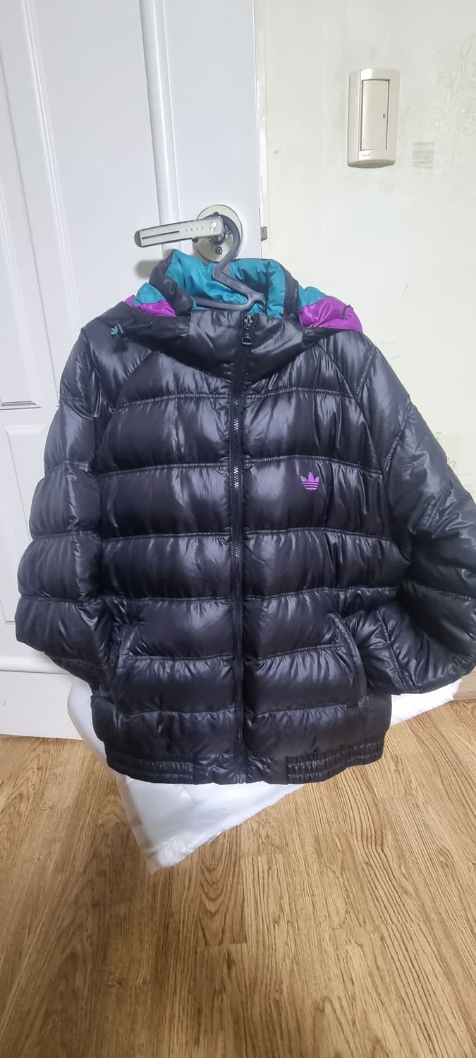 아디다스 유광패딩 상품이미지1