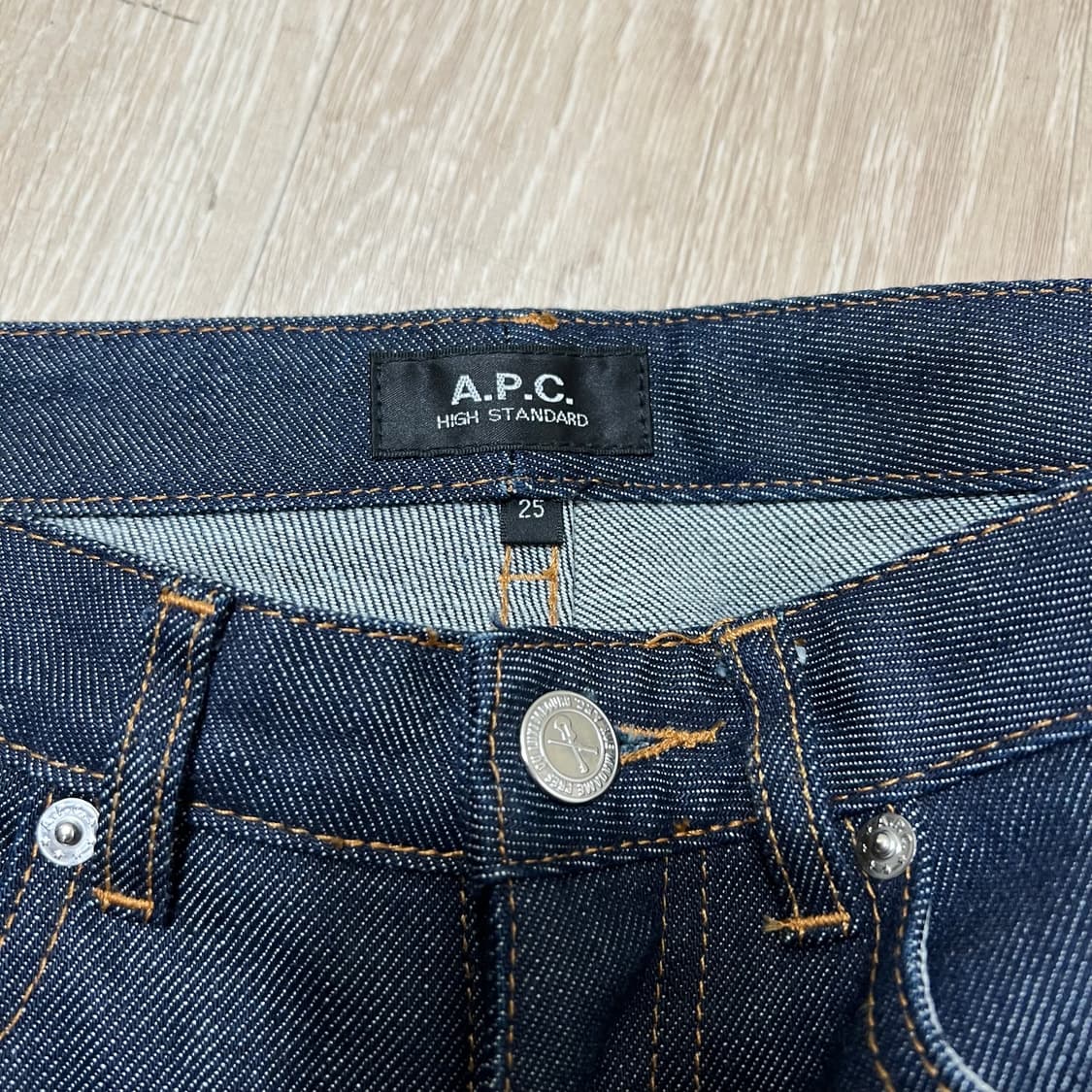 APC 아페쎄 여성 하이 스탠다드 데님 청바지 25  상품이미지5