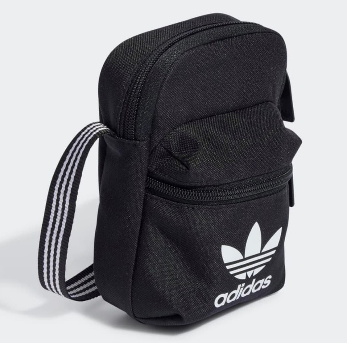 아디다스 오리지널 클래식 로고 미니 포켓 크로스 백 가방 블랙 상품이미지4
