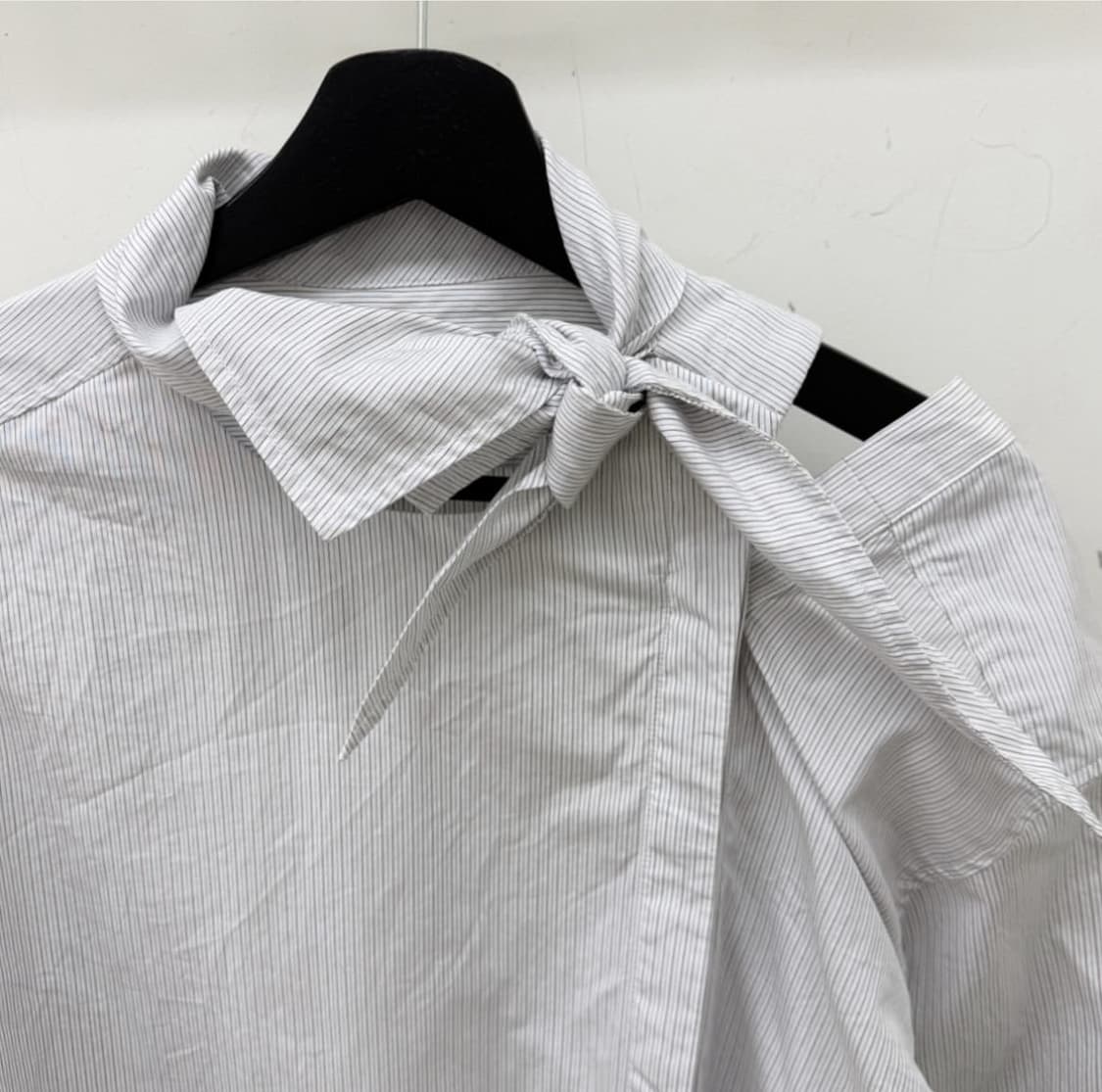 토가 x H&M 스카프 셔츠 상품이미지3