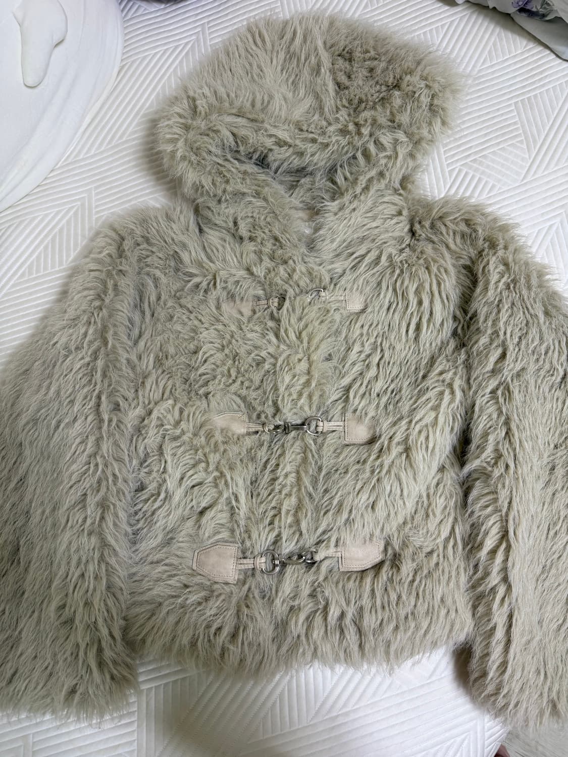 아수라 후드 퍼 자켓 ( FLUFFY HOOD FUR JACKET) 상품이미지5
