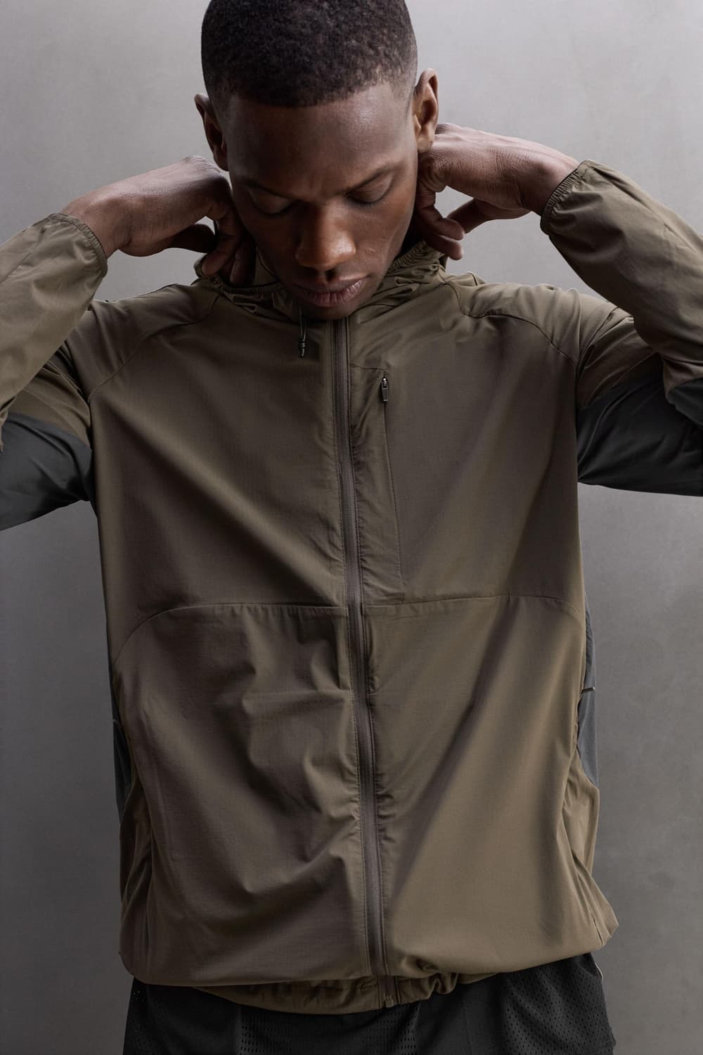 자라 애슬레틱 러닝 자켓 상품이미지2