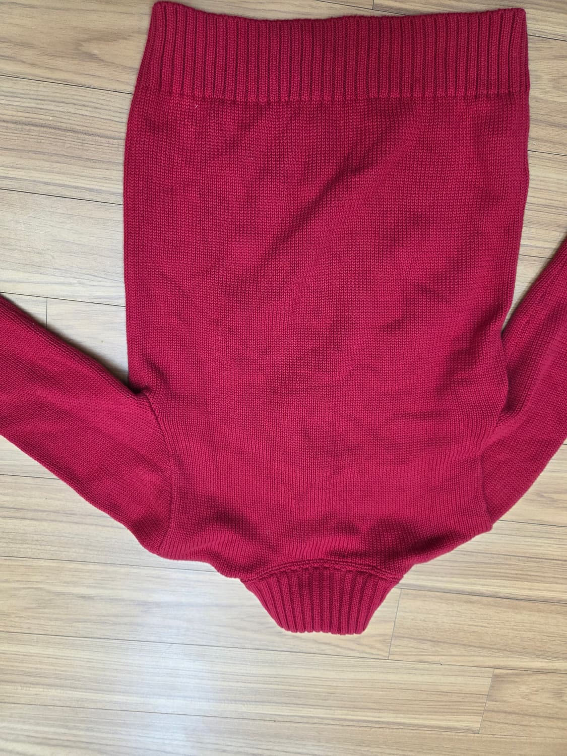 폴로 랄프로렌 키즈 빨간색 반집업 니트입니다
사이즈는 M(10-12) 1 상품이미지2