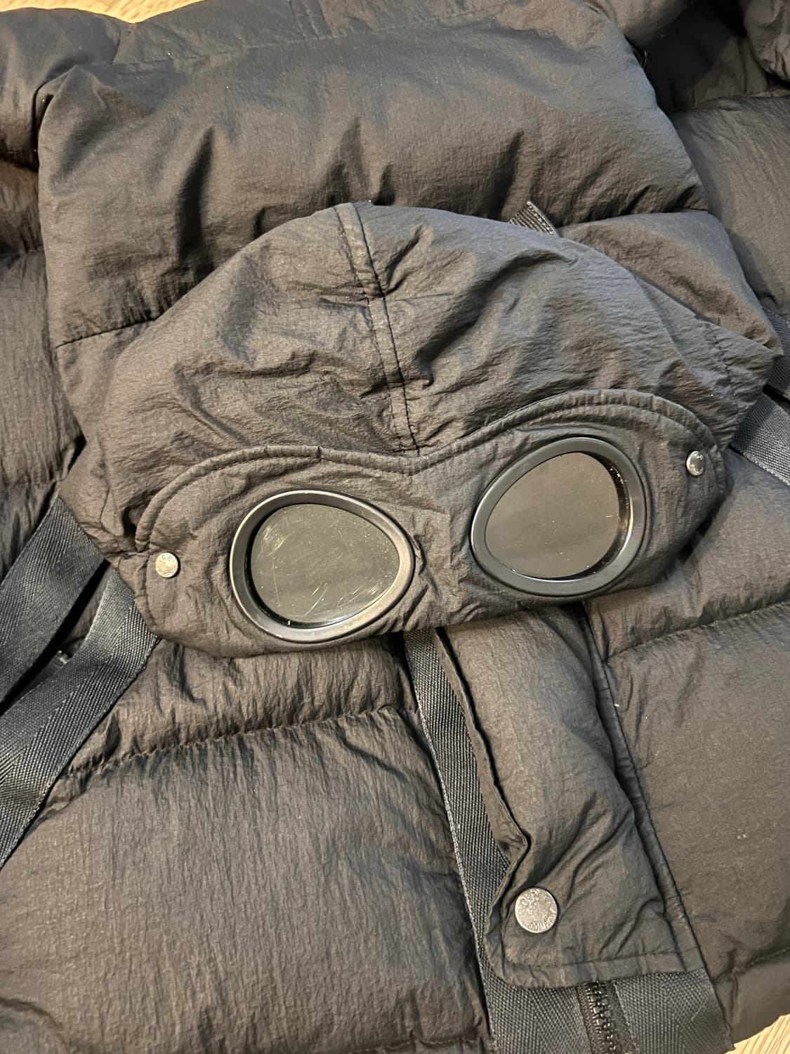 C.P. Company 고글 패딩 상품이미지1