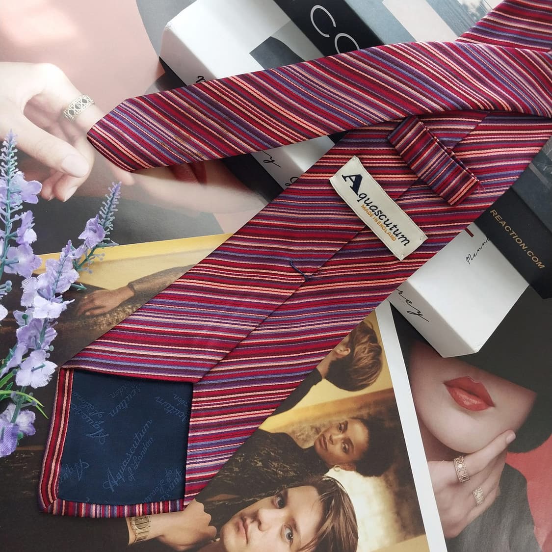 아쿠아스큐텀 실크 레드 스트라이프 넥타이 9.1cm A등급 K2544 상품이미지4