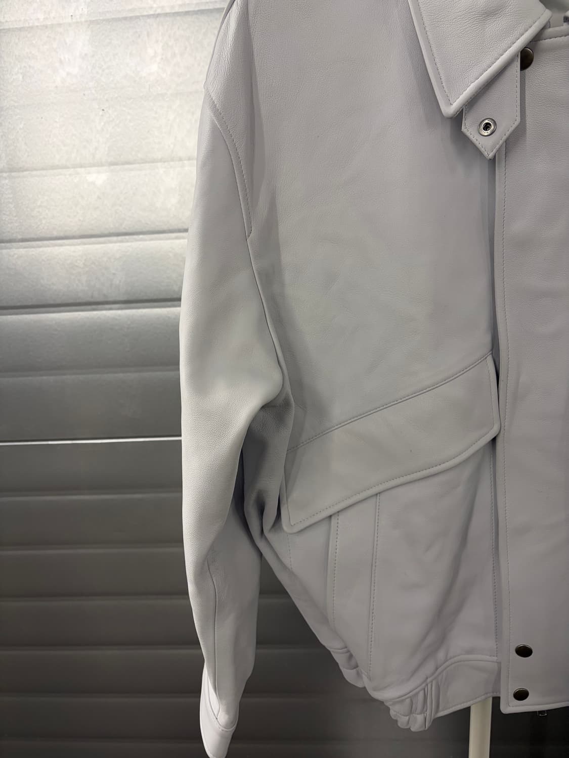 비바스튜디오 리얼레더 화이트 가죽 자켓 XL 상품이미지3