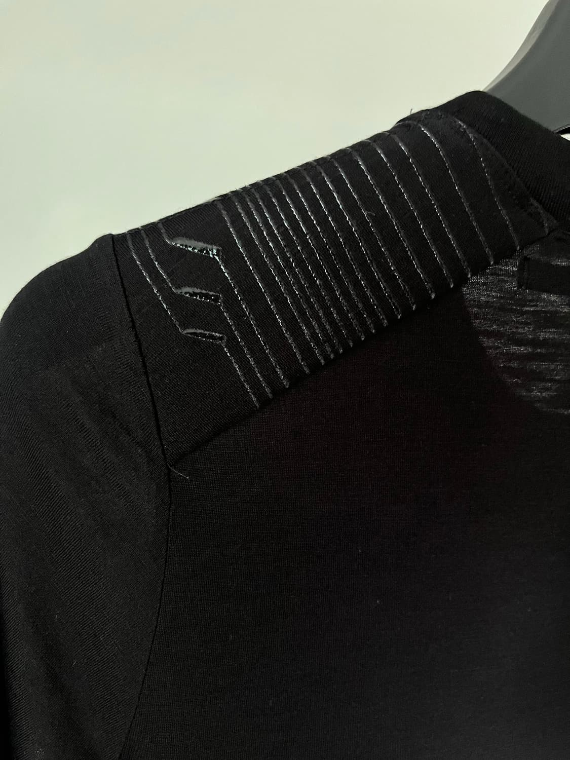 Julius Graphic Rubber Printed Cutsew 상품이미지8