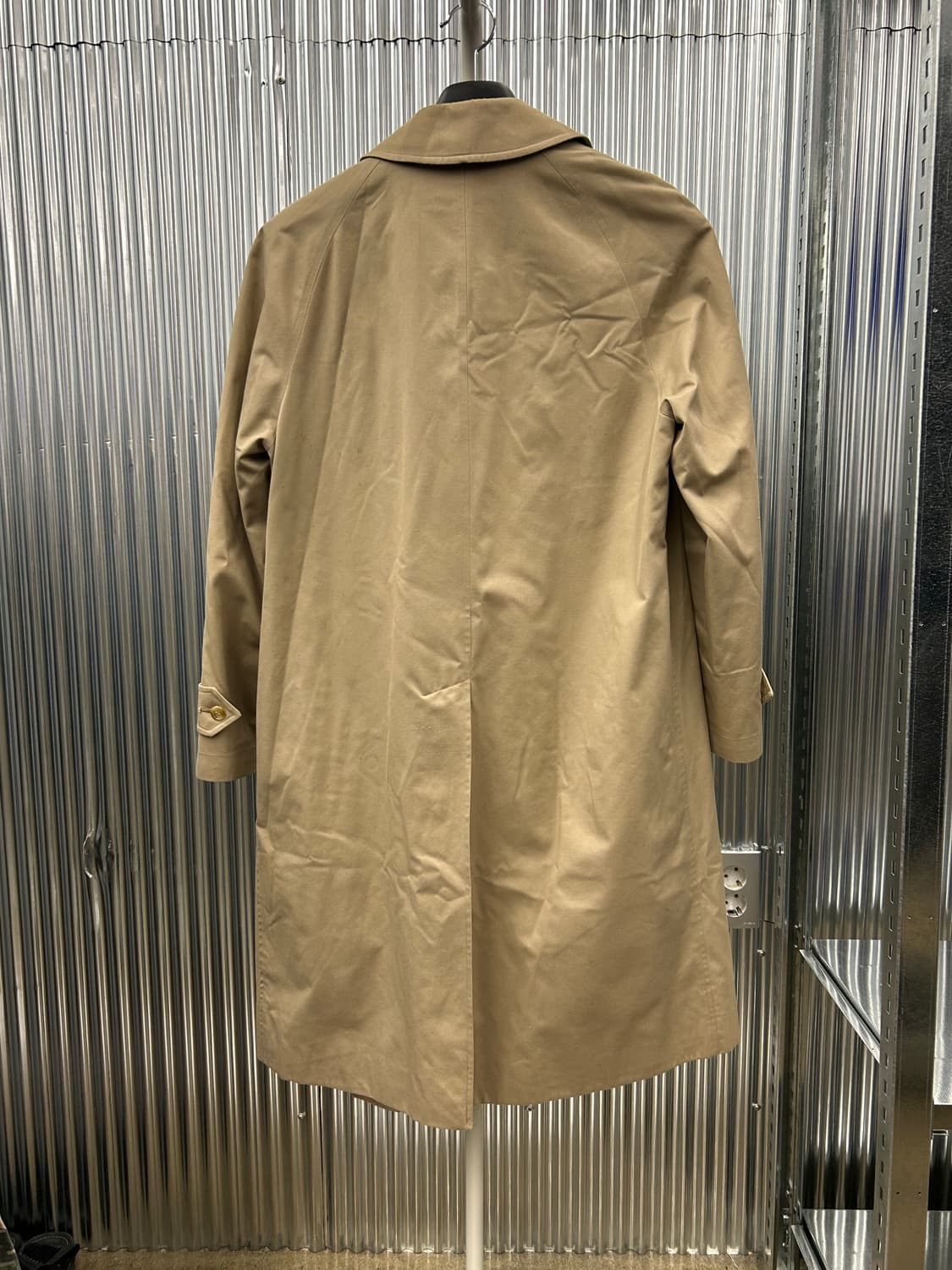 버버리 클래식 롱 트렌치코트 베이지 상품이미지10