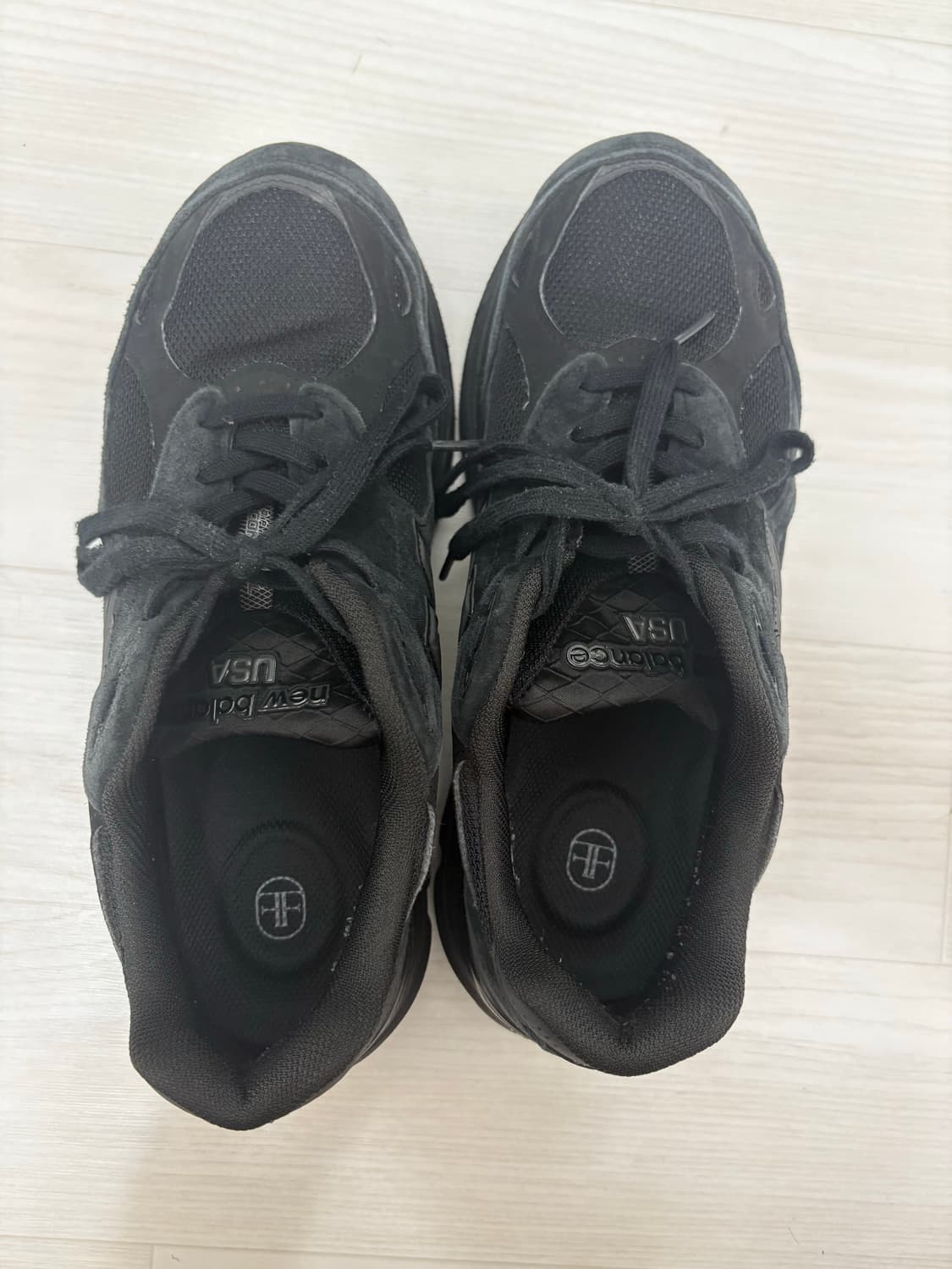 (265) 뉴발란스 990 v3 트리플블랙 상품이미지3