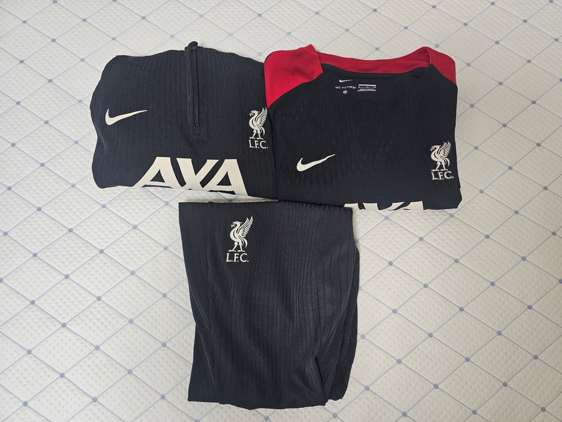 2425 나이키 리버풀 전반기 지급용 ADV 반팔 드릴탑 팬츠 트레이닝 상품이미지1