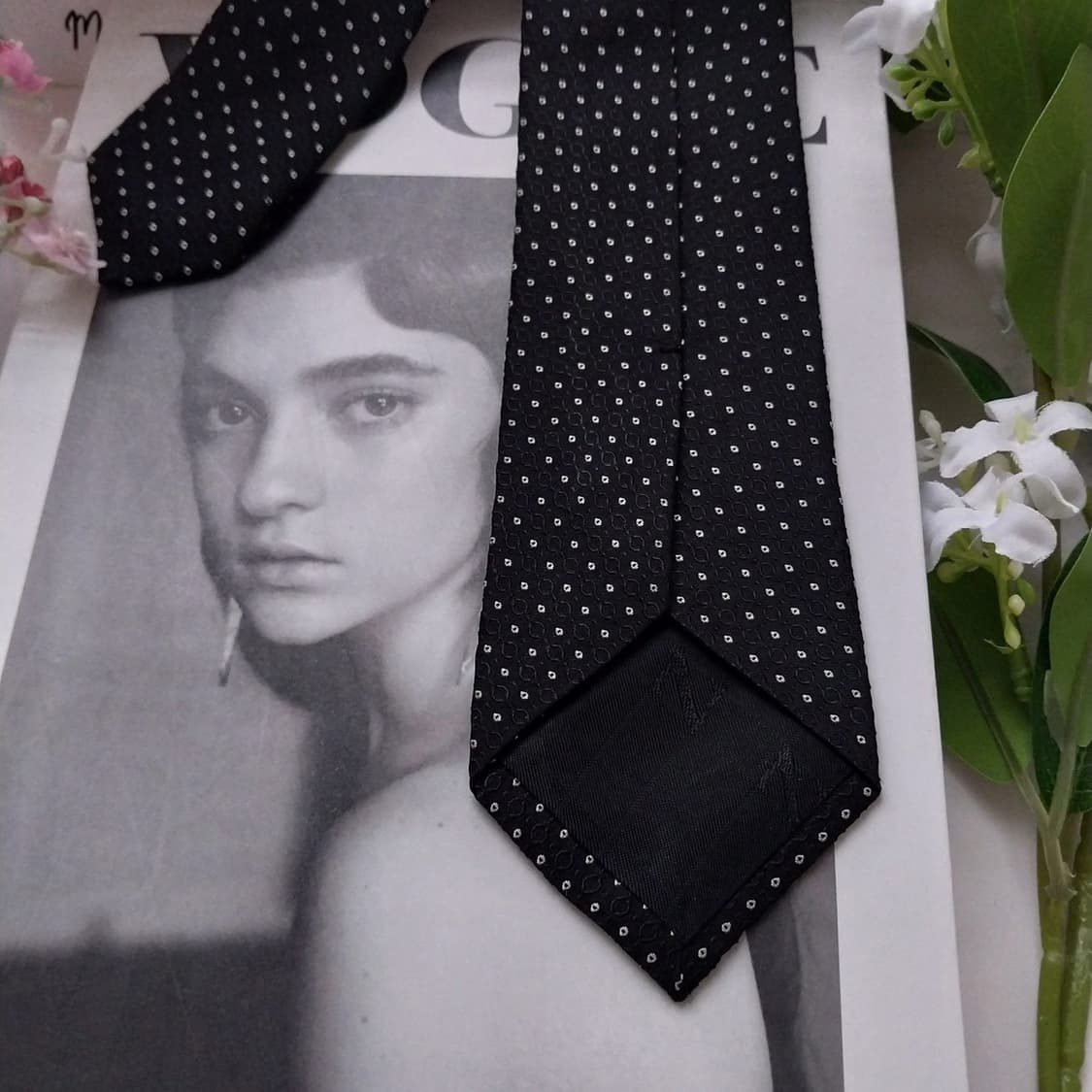 제냐 실크 블랙 마이크로 도트 넥타이 6.2cm A+등급 K1622
 상품이미지7