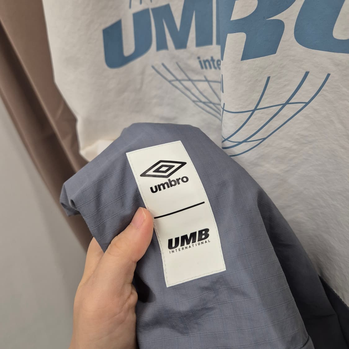 엄브로 클래식 스탠넥 웜업 자켓 XL 상품이미지5