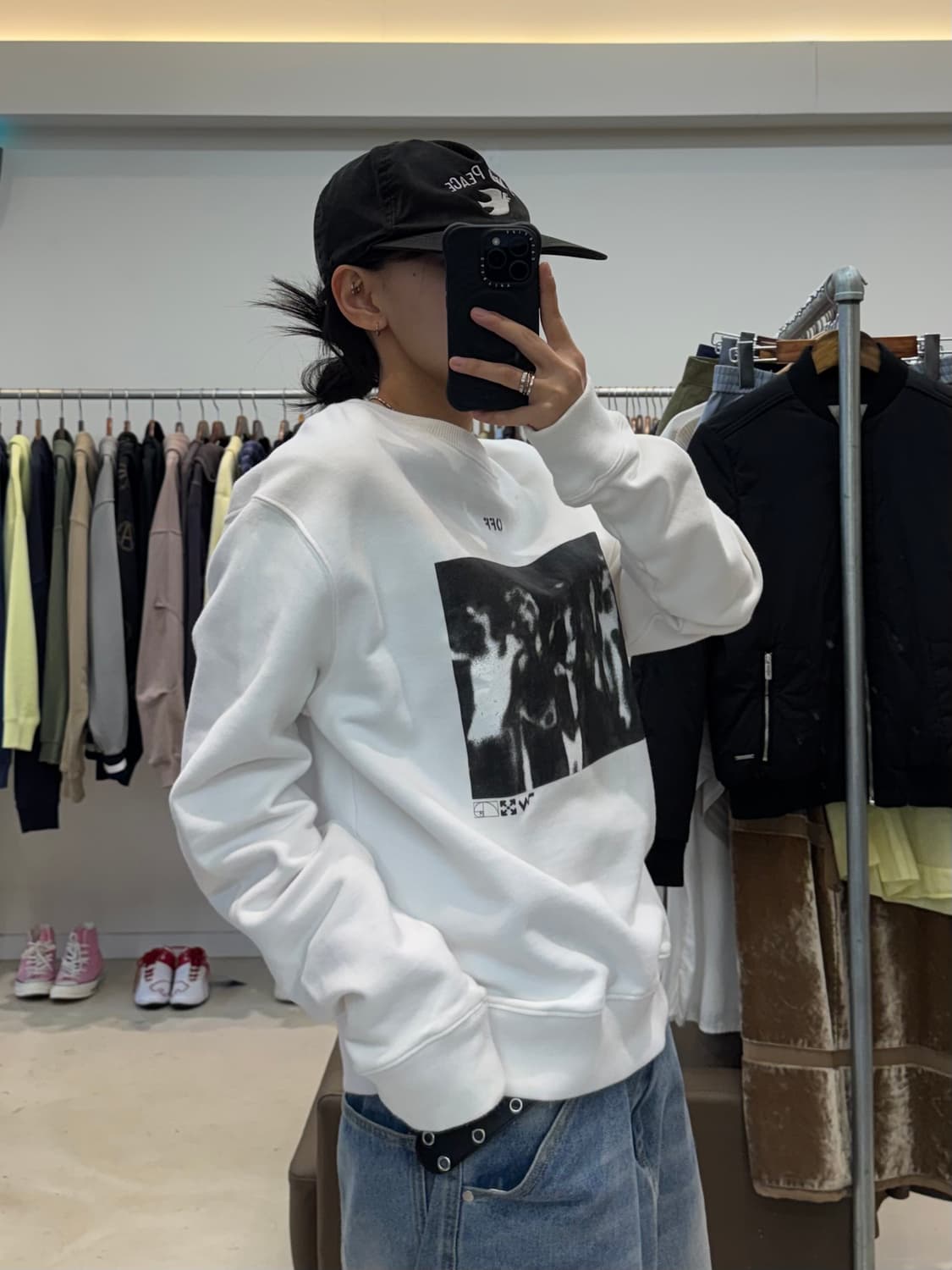 오프화이트 스프레이 페인팅 맨투맨 상품이미지6